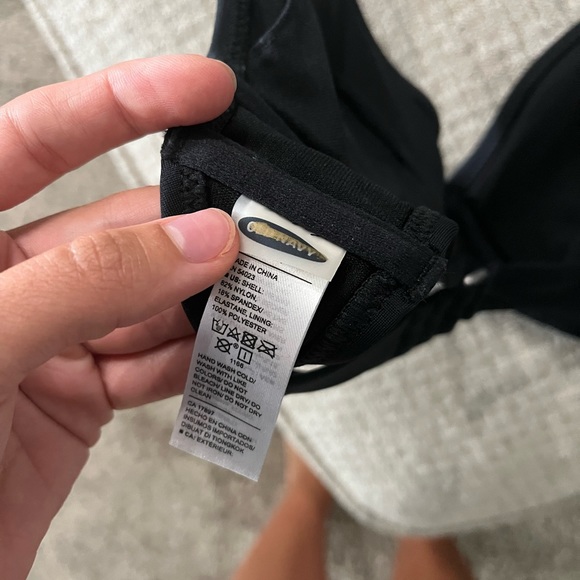 Old navy bikini top - Picture 5 of 5
